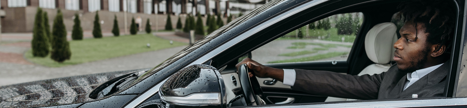 Chauffeur Car Service in Vancouver